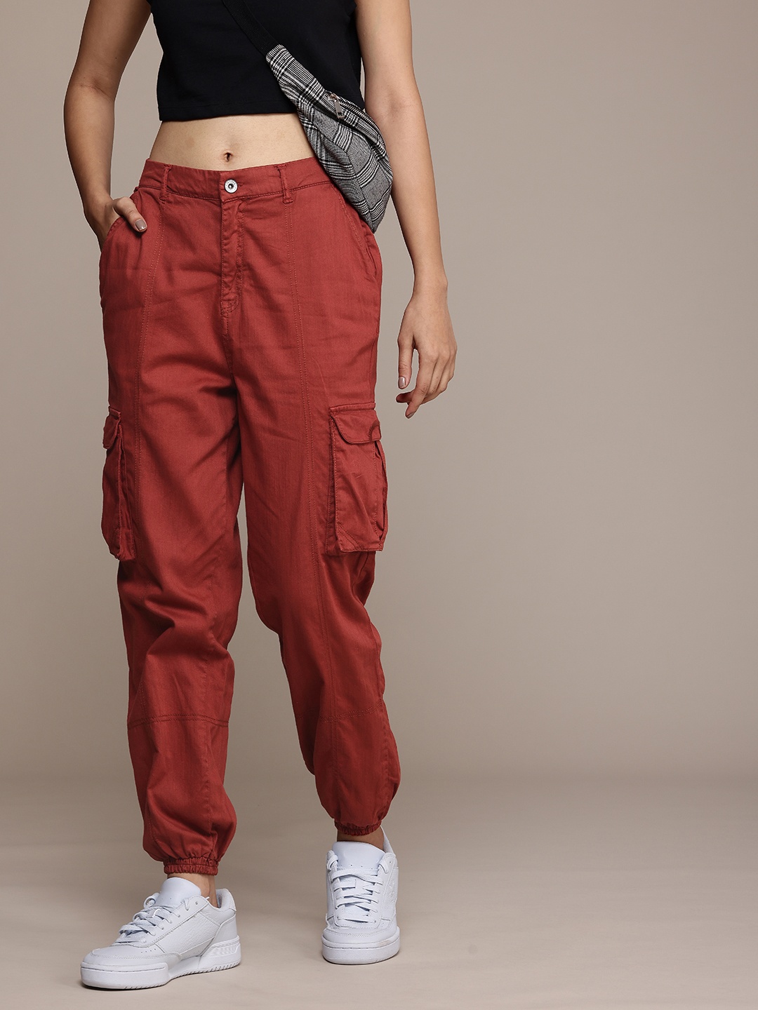 

The Roadster Lifestyle Co. Women Pure Cotton Cargos Trousers, Rust