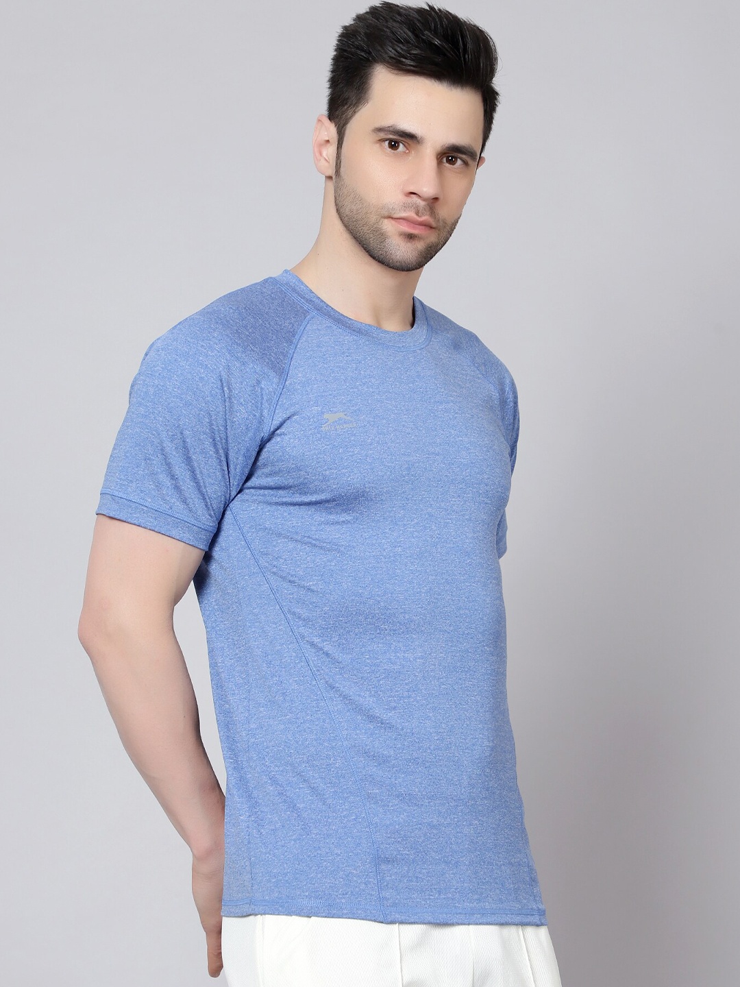 

Shiv Naresh Regular Fit Raglan Sleeves Sports T-shirt, Blue