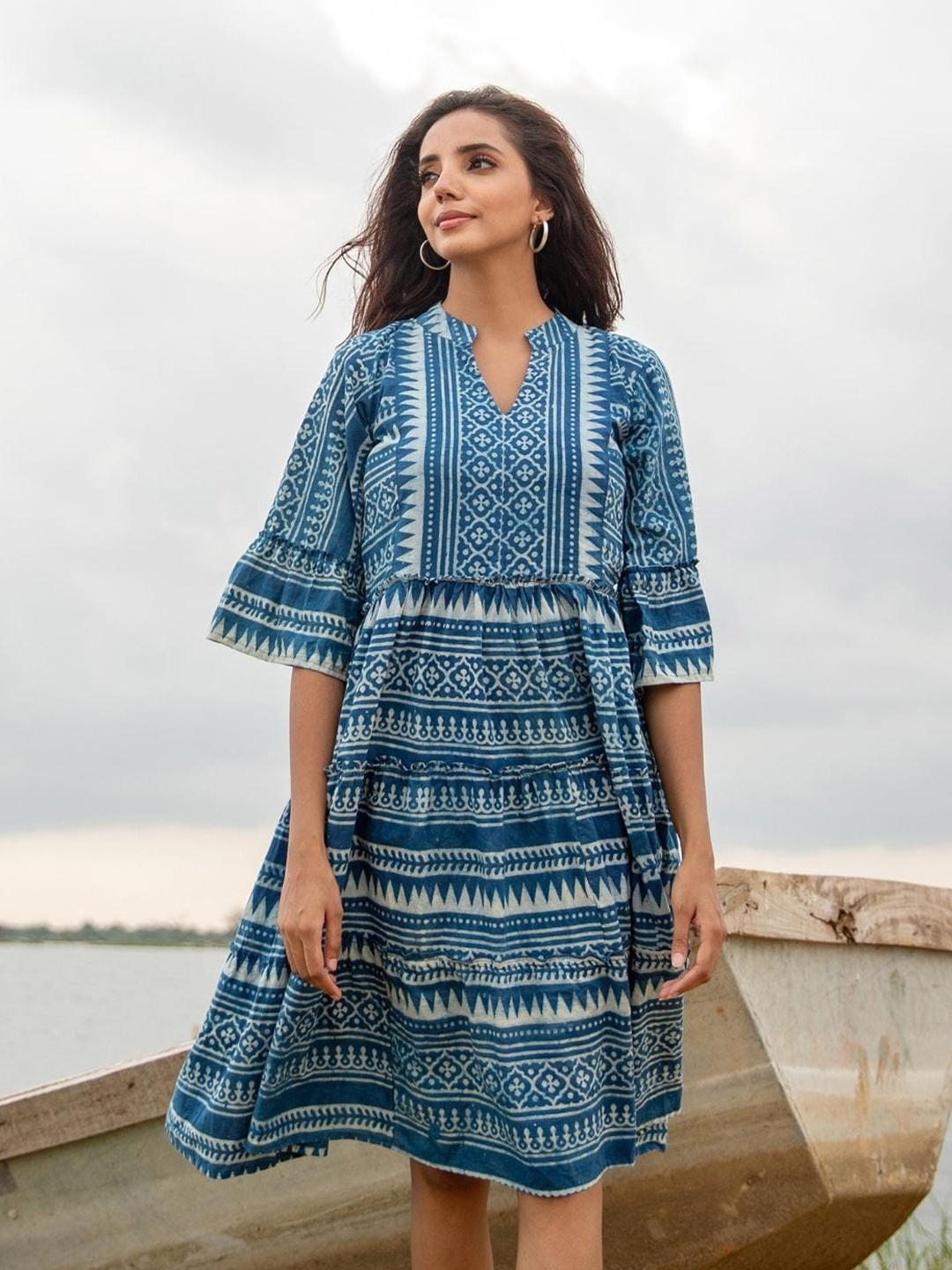 

Zanaash Ethnic Motifs Printed Cotton A-Line Dress, Navy blue