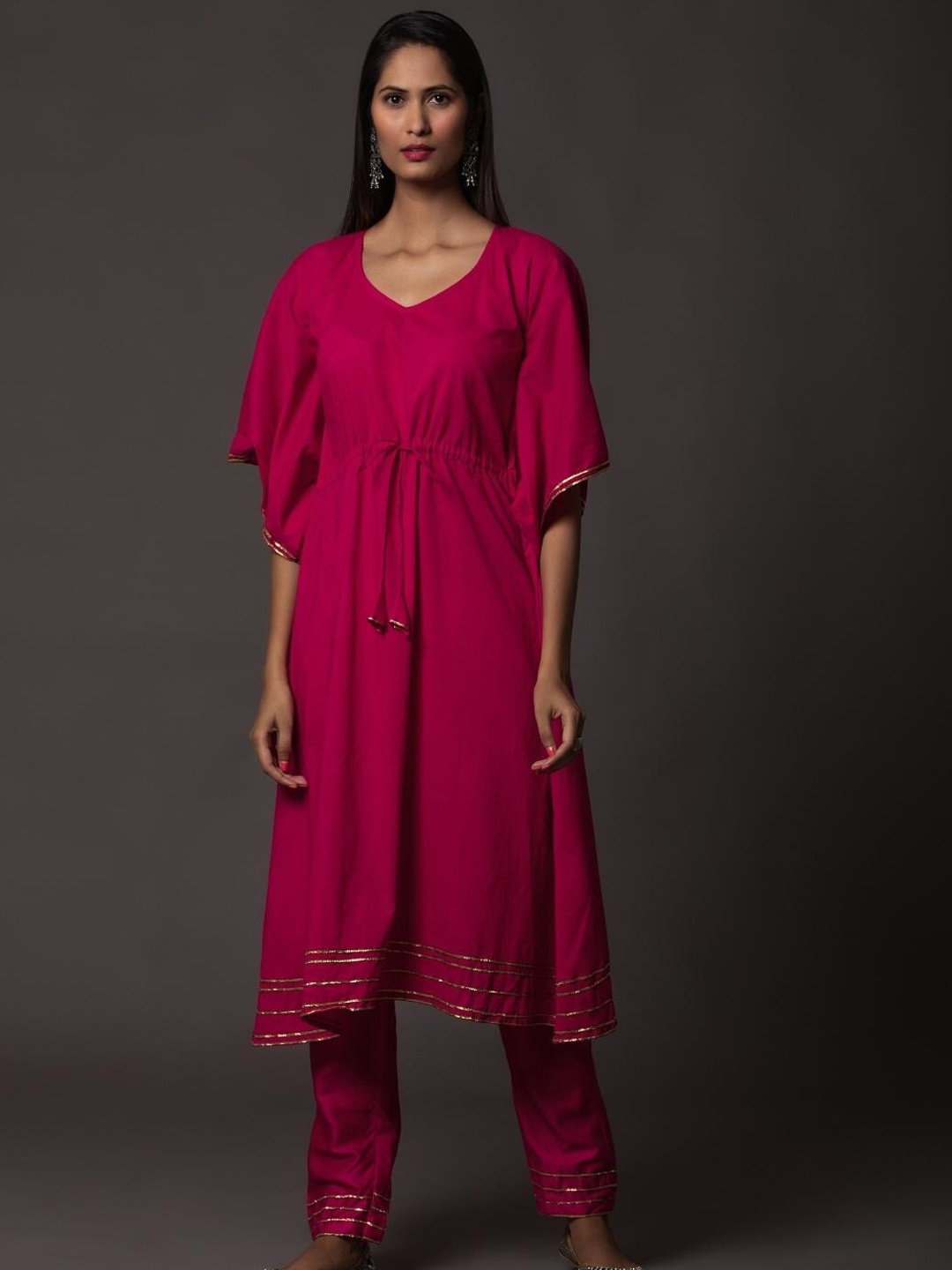 

Zanaash Kaftan Pure Cotton Kurta with Trousers, Fuchsia
