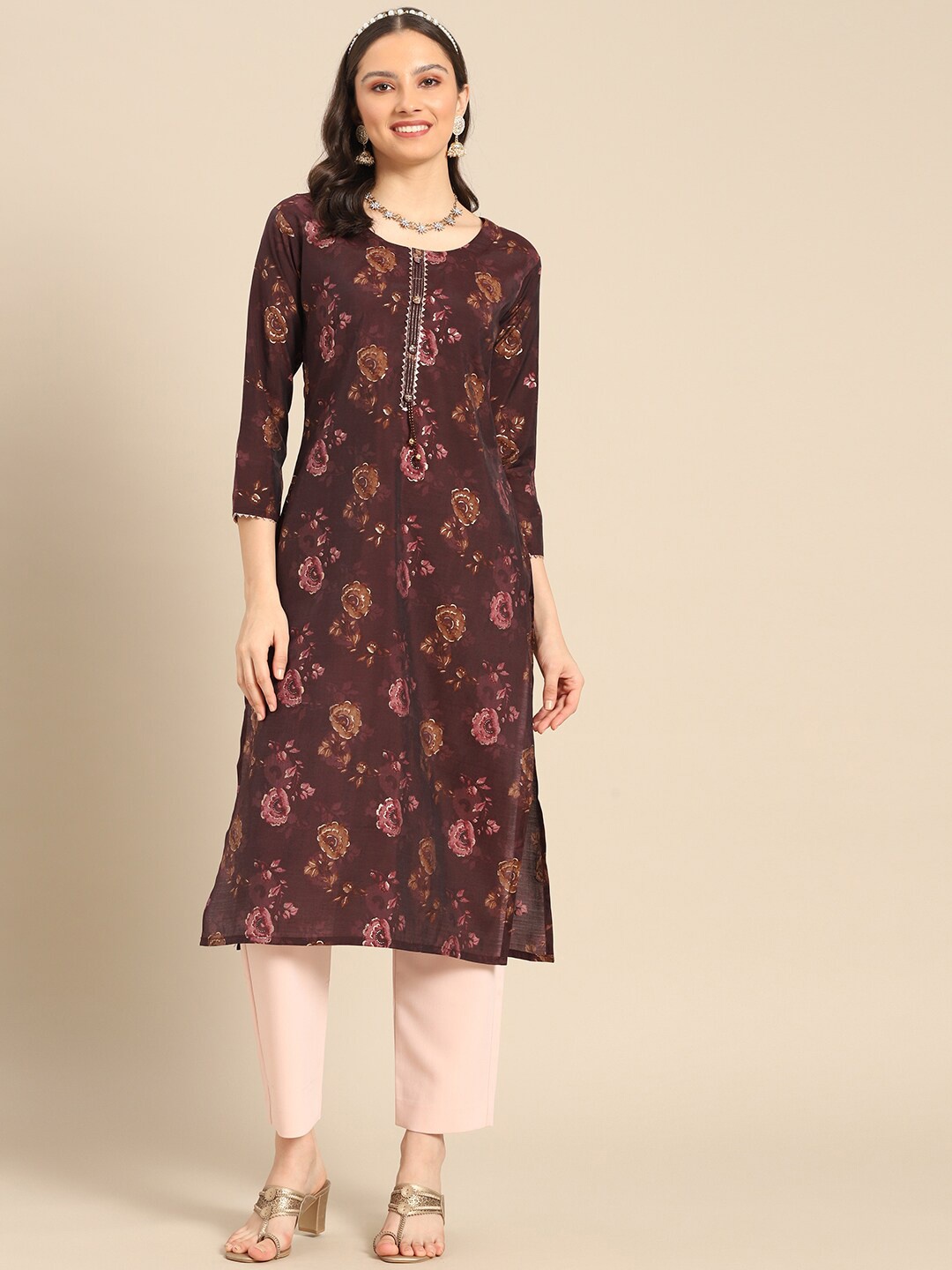 

Sangria Round Neck Floral Printed Gotta Patti Cotton Straight Kurta, Brown