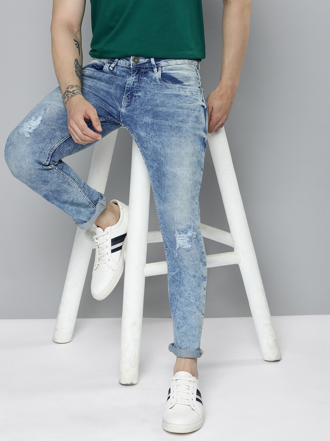 

Mast & Harbour Men Mildly Distressed Heavy Fade Acid Wash Stretchable Jeans, Blue