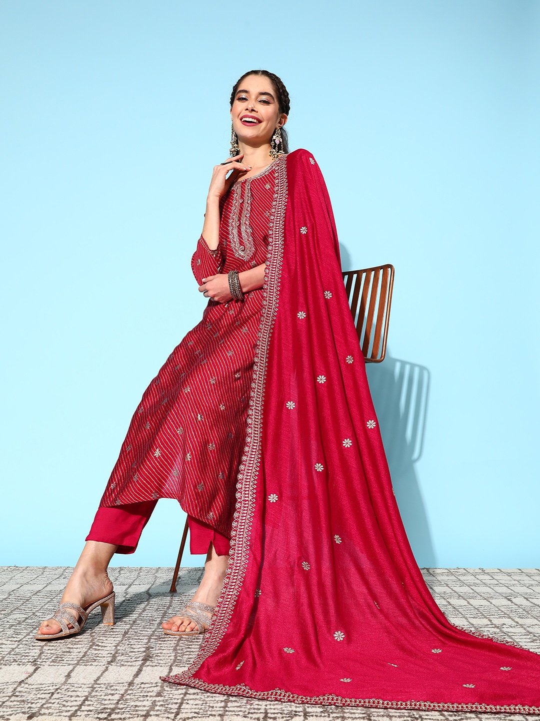 

Sangria Floral Kurta with Trousers & Dupatta, Red