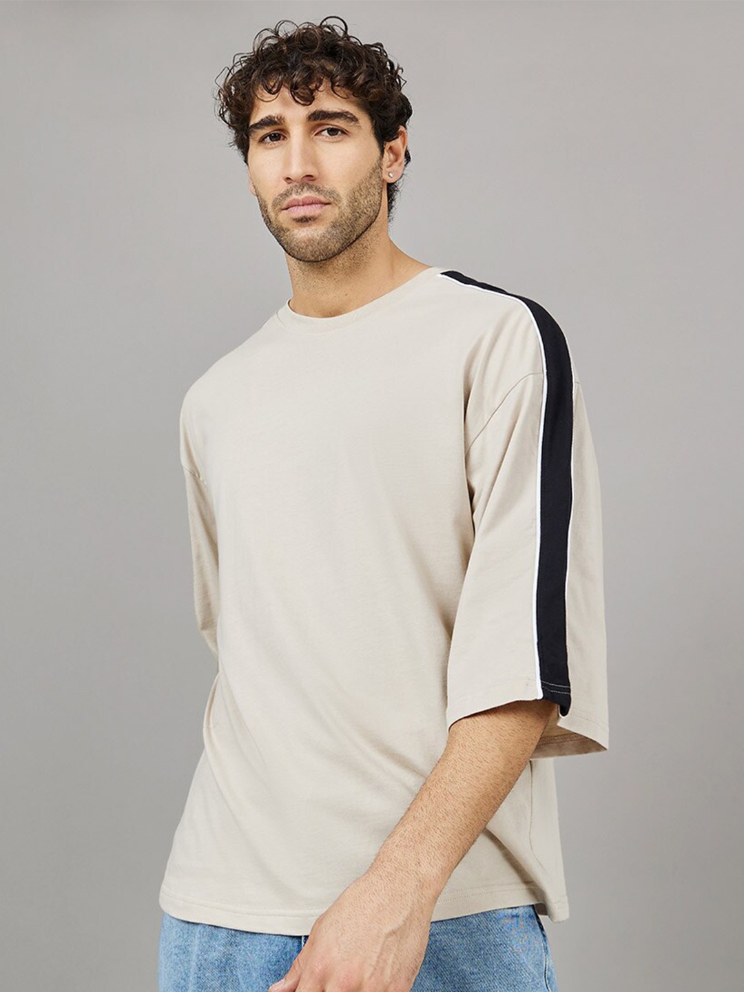 

Styli Contrast Panel Drop-Shoulder Sleeves Cotton Relaxed Fit T-shirt, Grey