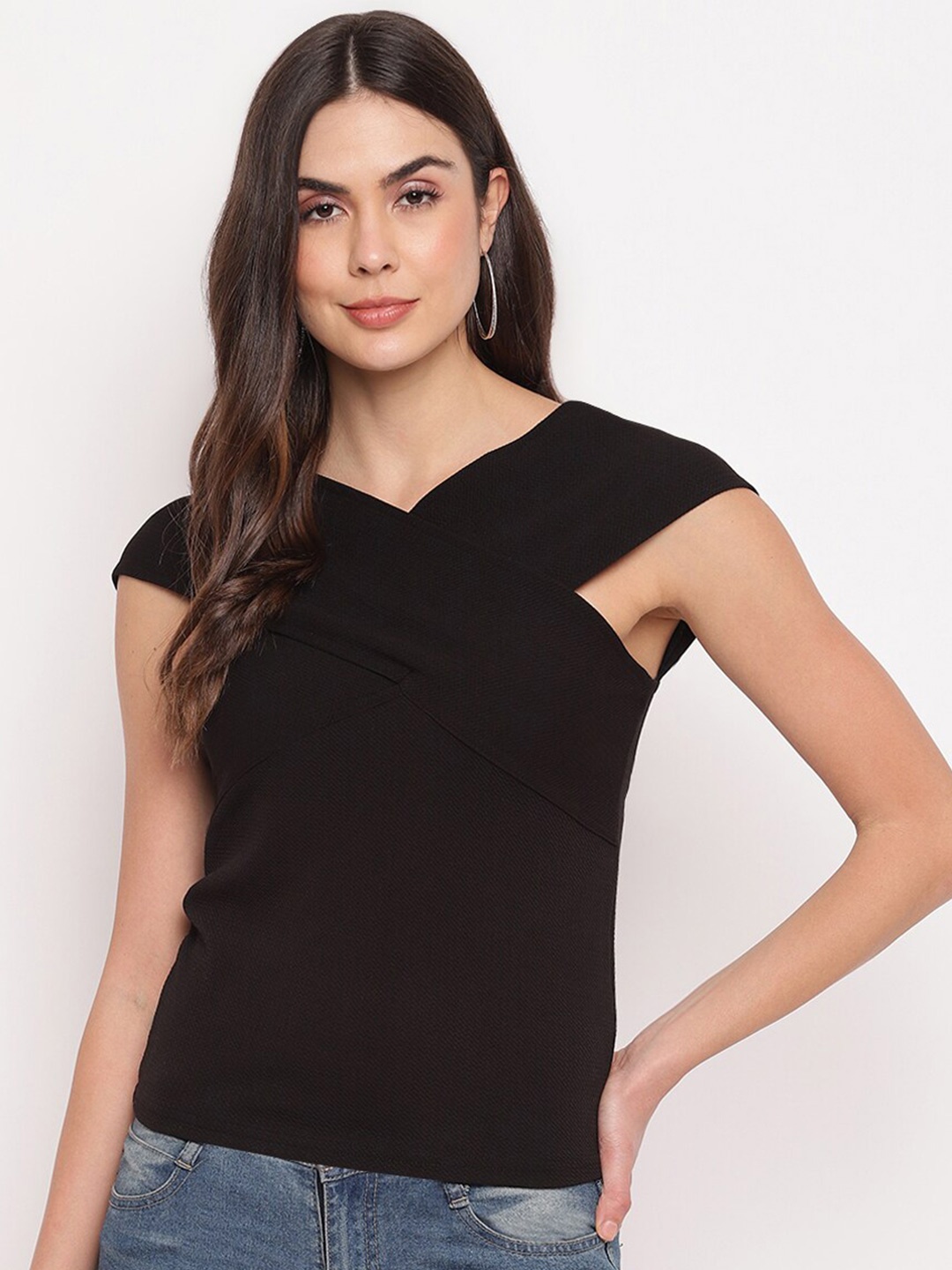 

Mayra V-Neck Extended Sleeves Top, Black