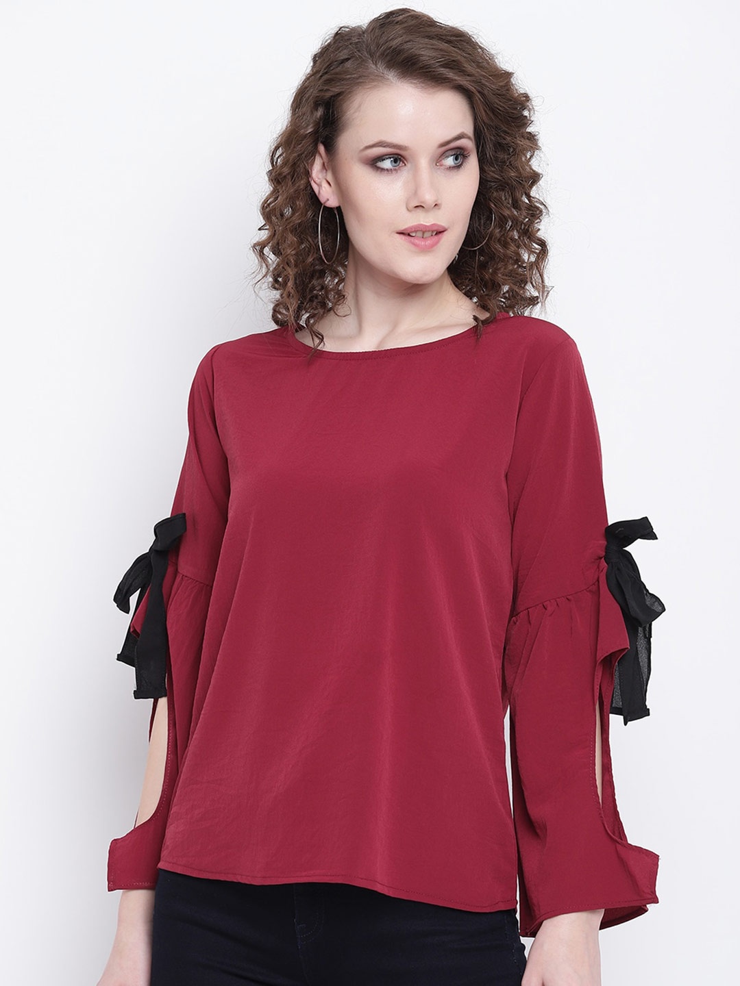 

Mayra Round Neck Three-Quarter Sleeves Bell Sleeves Top, Maroon