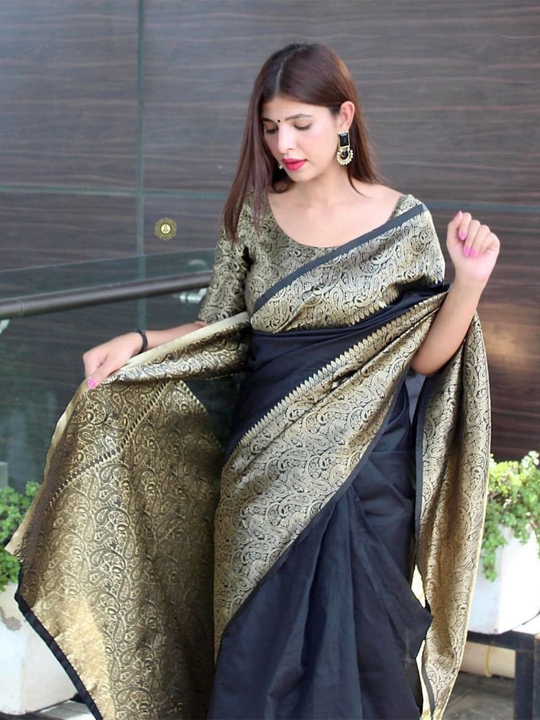 

Jinax Zari Pure Silk Kanjeevaram Saree, Black