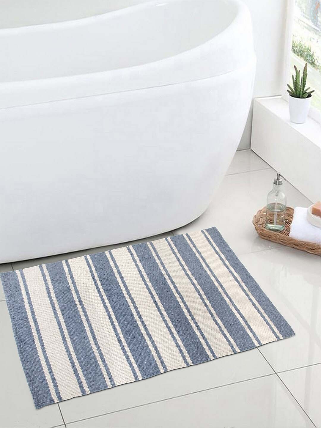 

BLANC9 Grey & Cream-Colored Woven Striped 650 GSM Cotton Rectangular Bath Rug