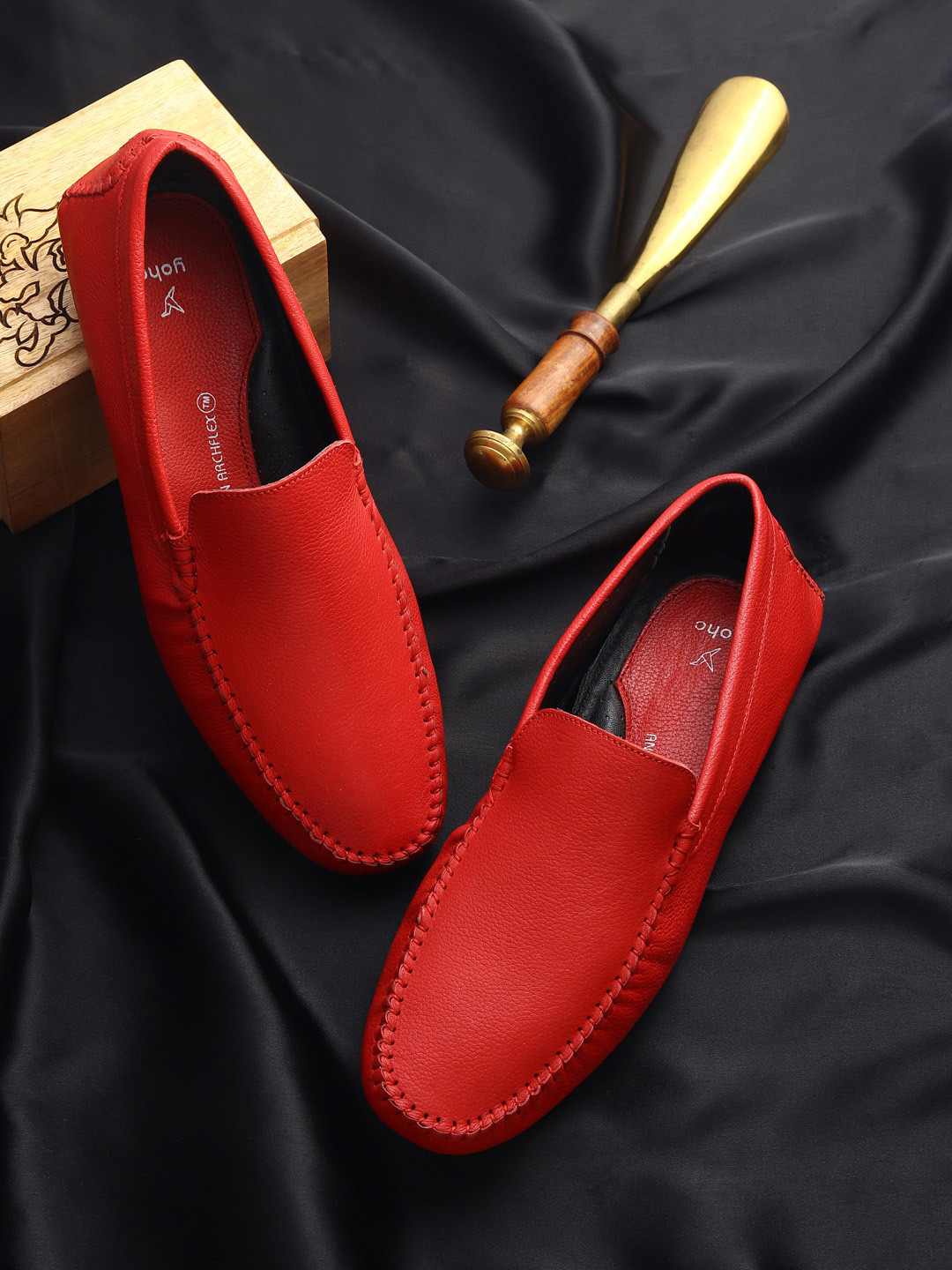 yoho Men Textured Leather Lightweight Loafers