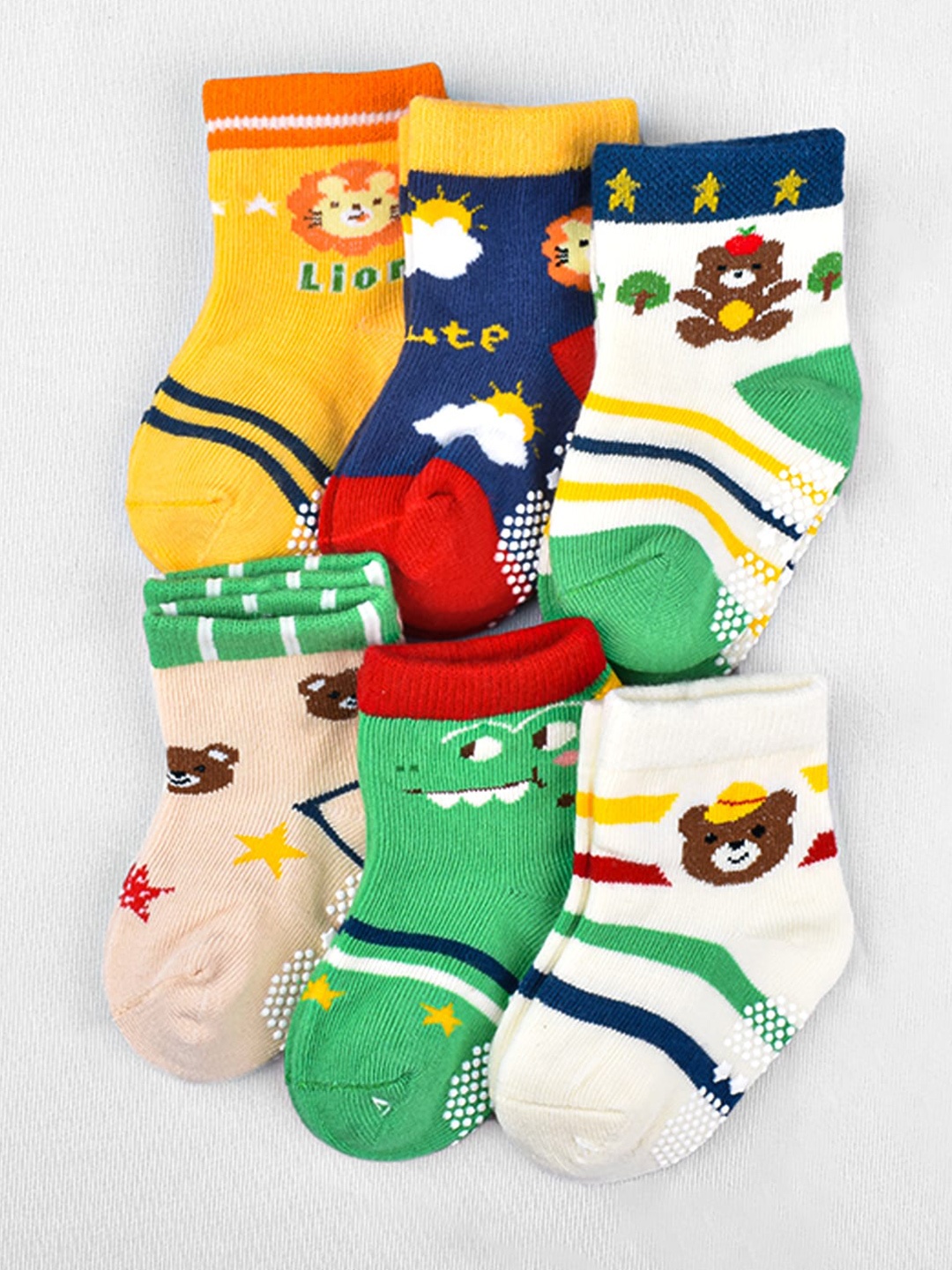 

Moms Home Kids Pack of 6 Organic Cotton Ankle-Length Socks, Assorted
