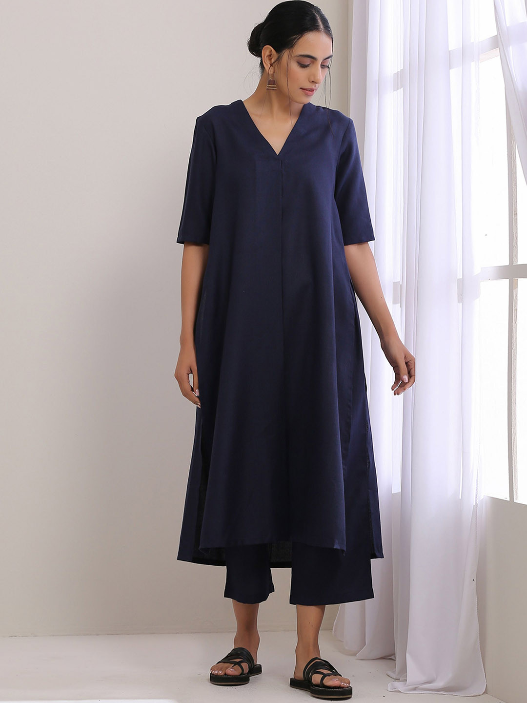 

trueBrowns Pure Cotton Kurta with Trousers, Navy blue