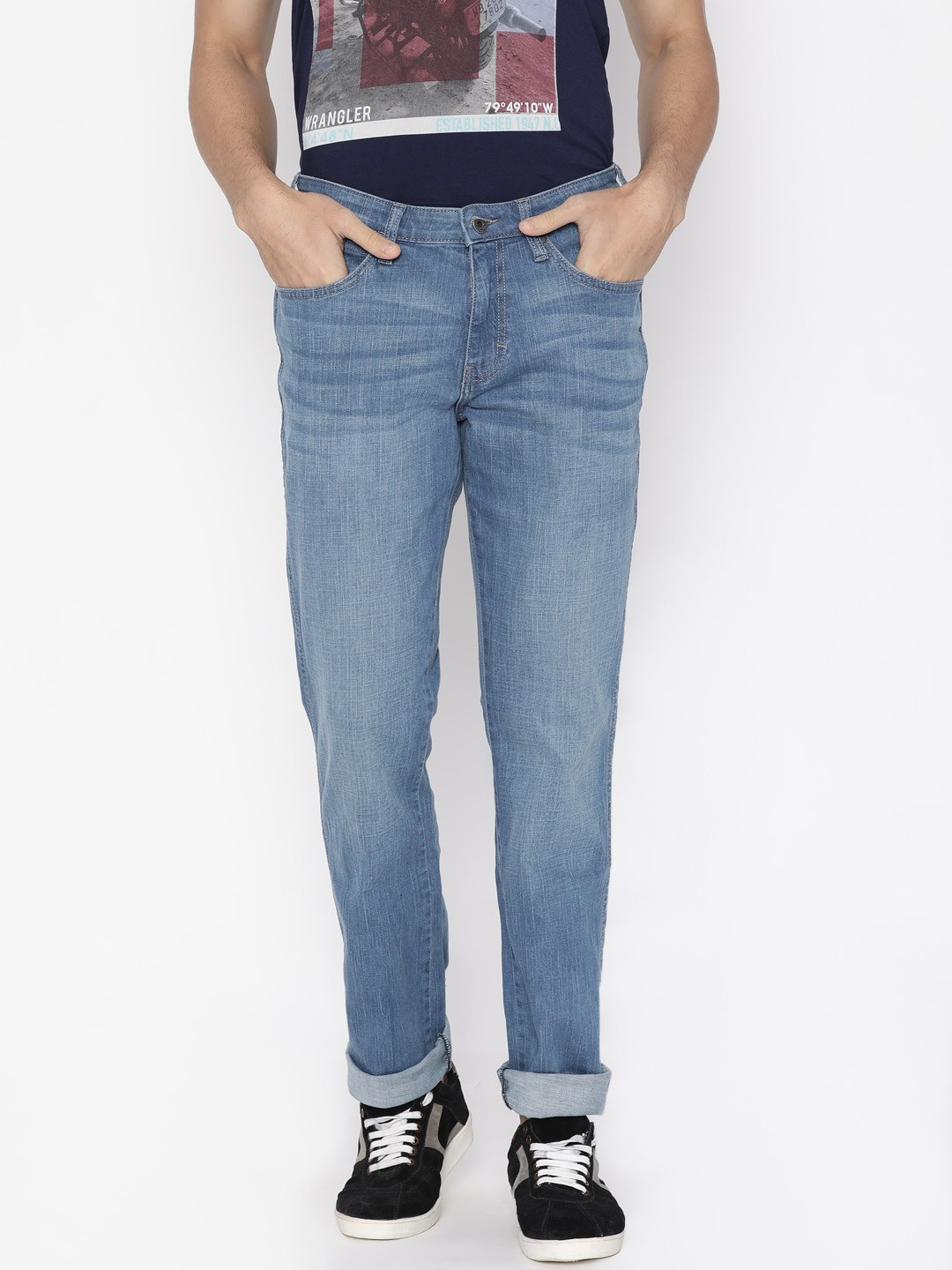 

Wrangler Men Blue Low-Rise Clean Look Stretchable Jeans