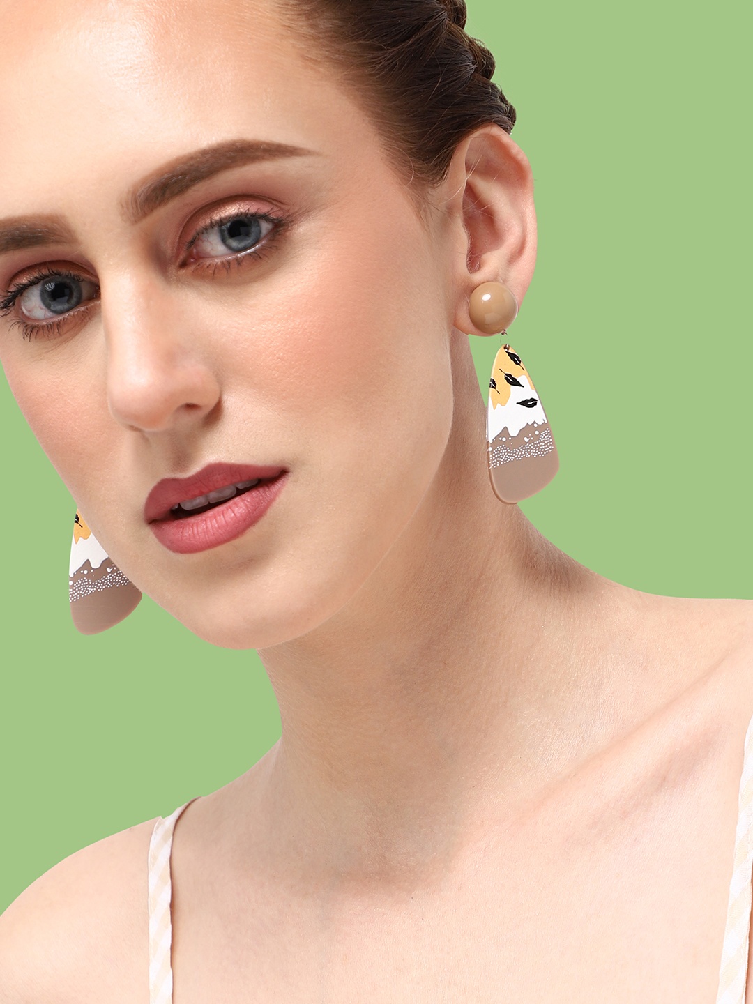 

SOHI Silver-Plated Contemporary Drop Earrings, Brown