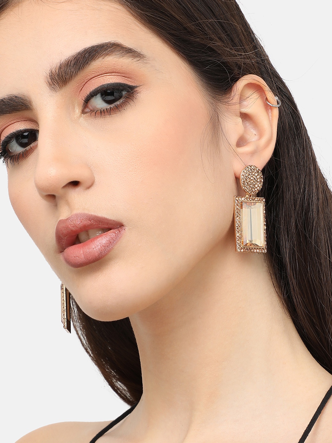 

SOHI Gold-Plated Contemporary Drop Earrings