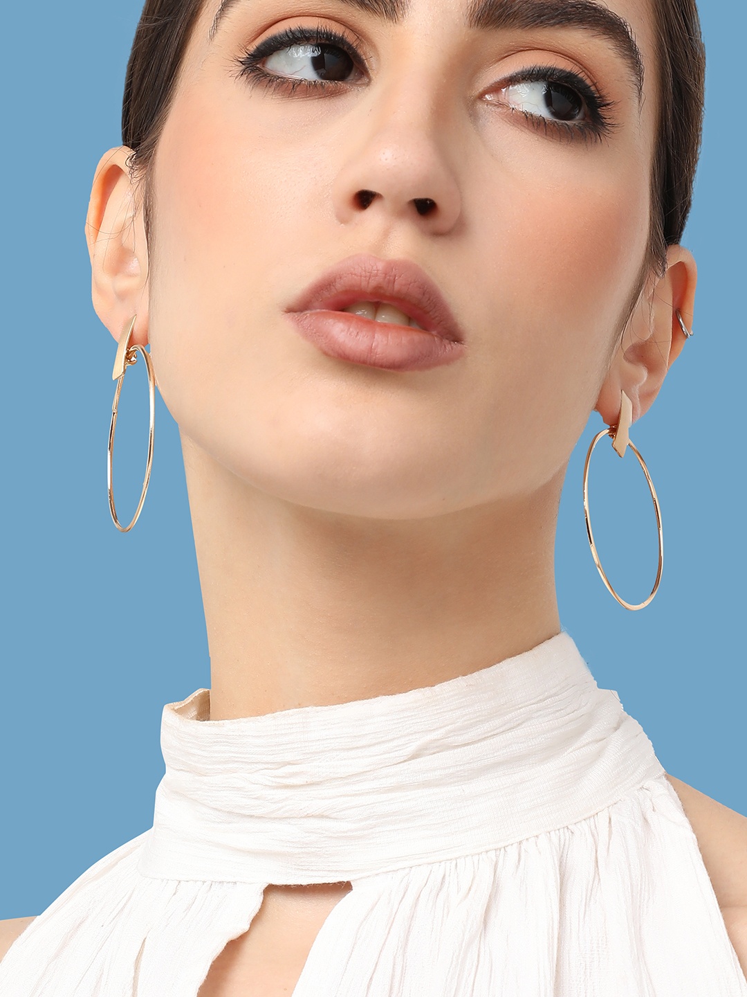 

SOHI Gold Plated Circular Drop Earrings