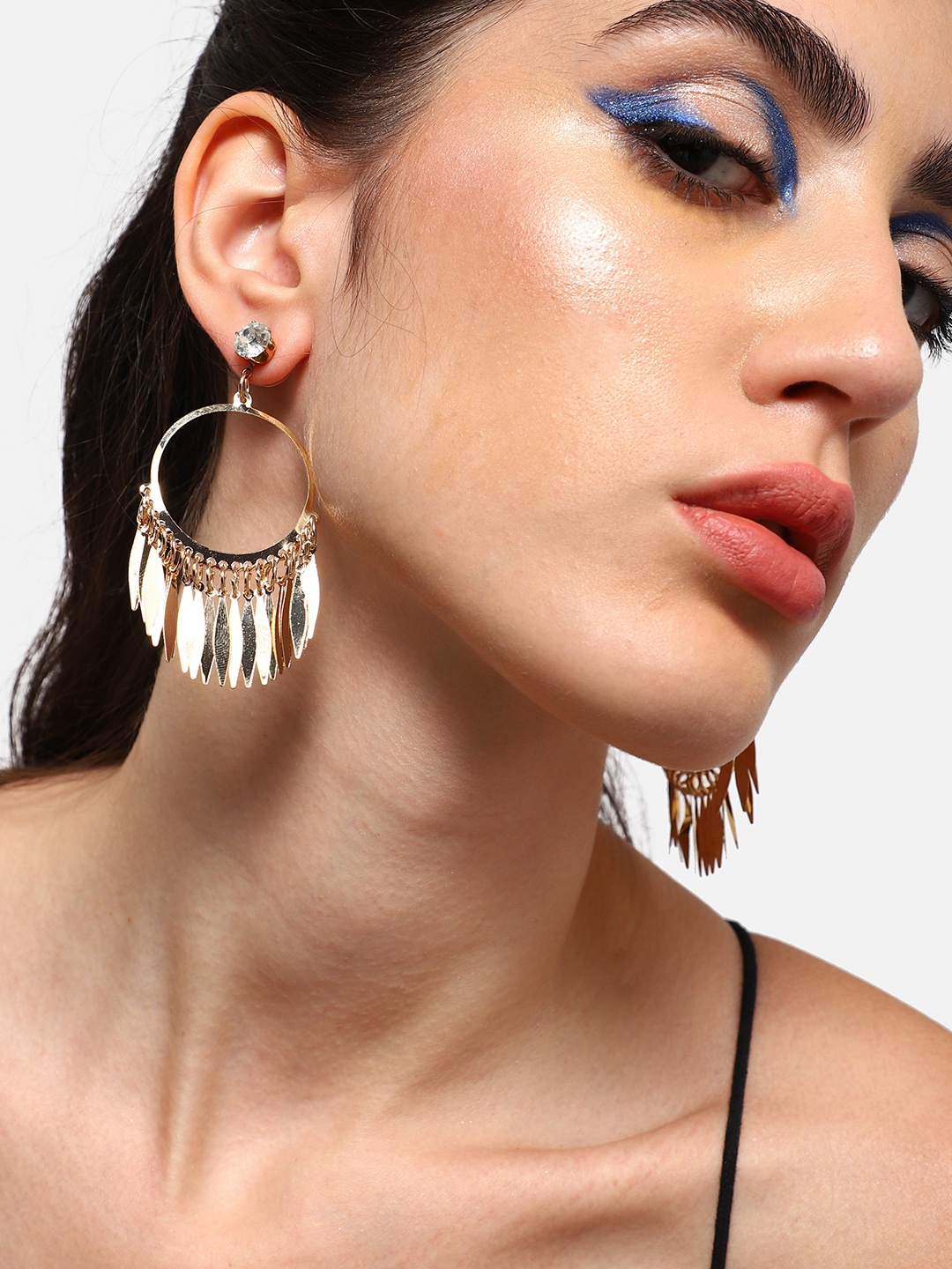 

SOHI Gold-Plated Circular Contemporary Drop Earrings