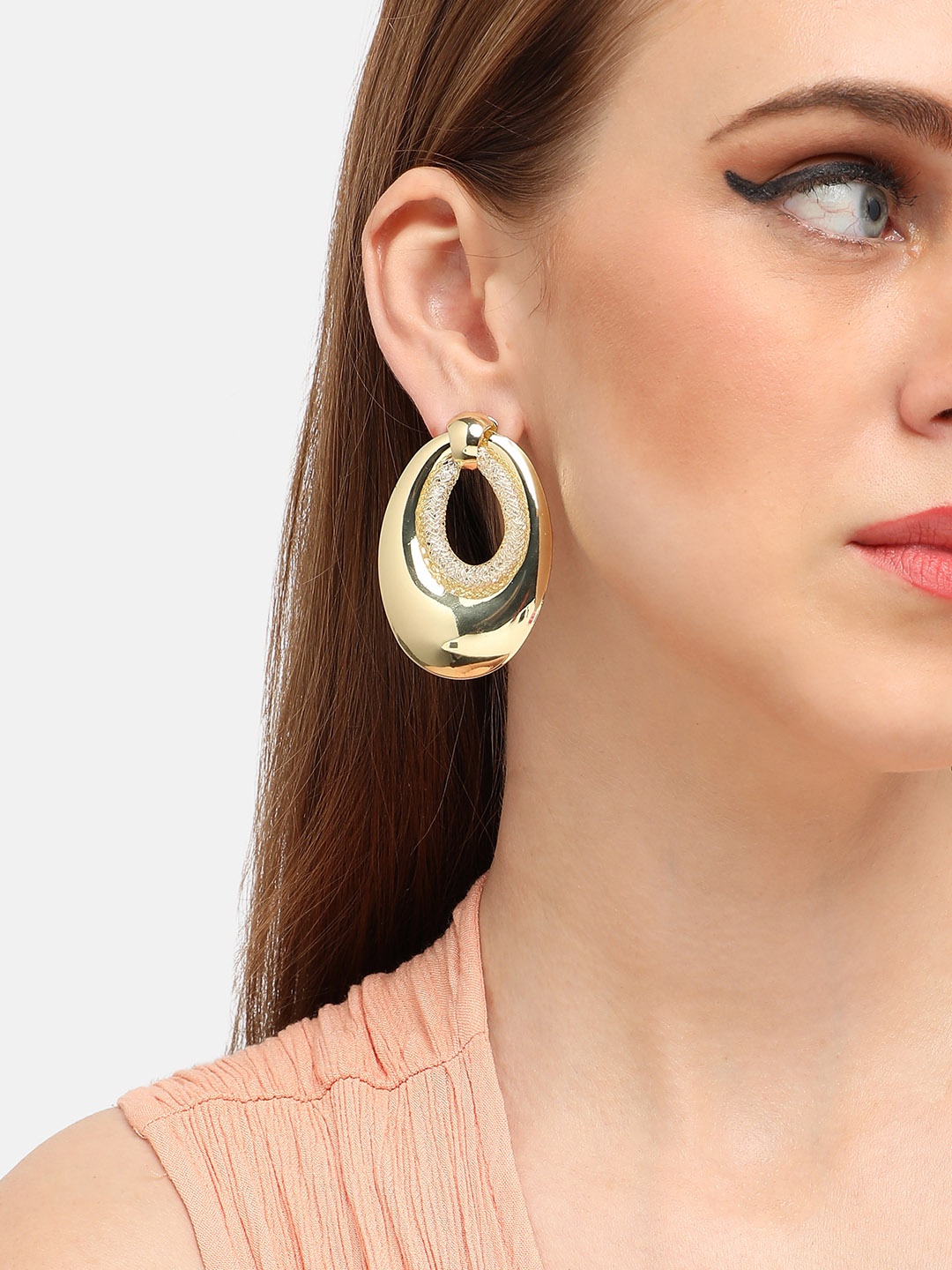 

SOHI Gold-Plated Contemporary Drop Earrings