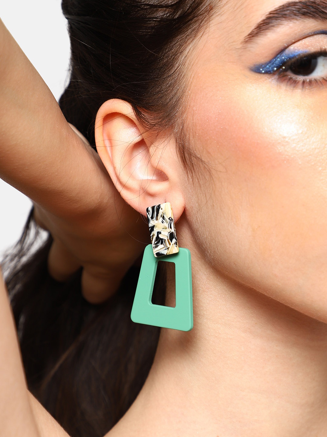

SOHI Gold-Plated Contemporary Drop Earrings, Green