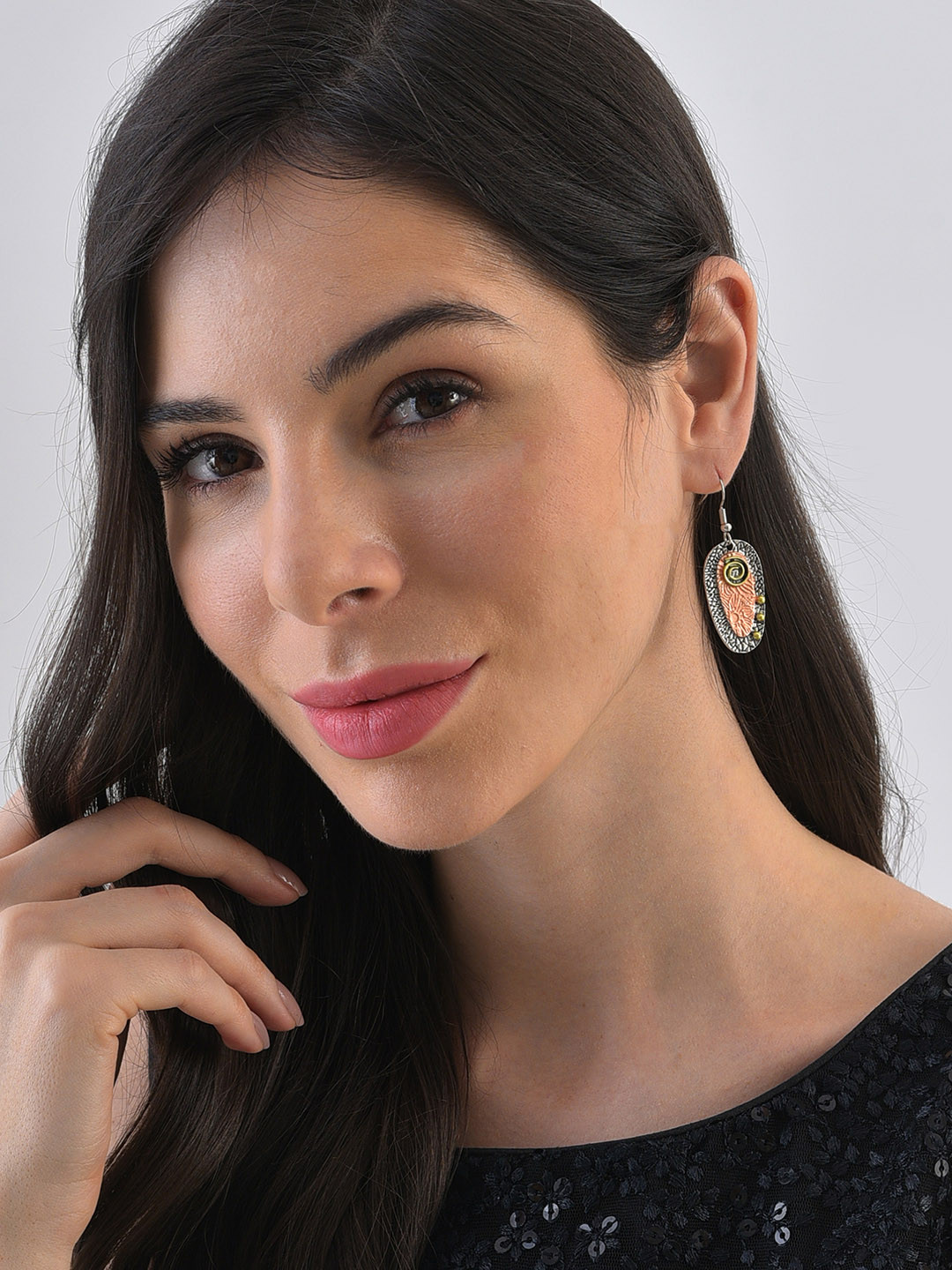 

SOHI Gold-Plated Contemporary Drop Earrings, Pink
