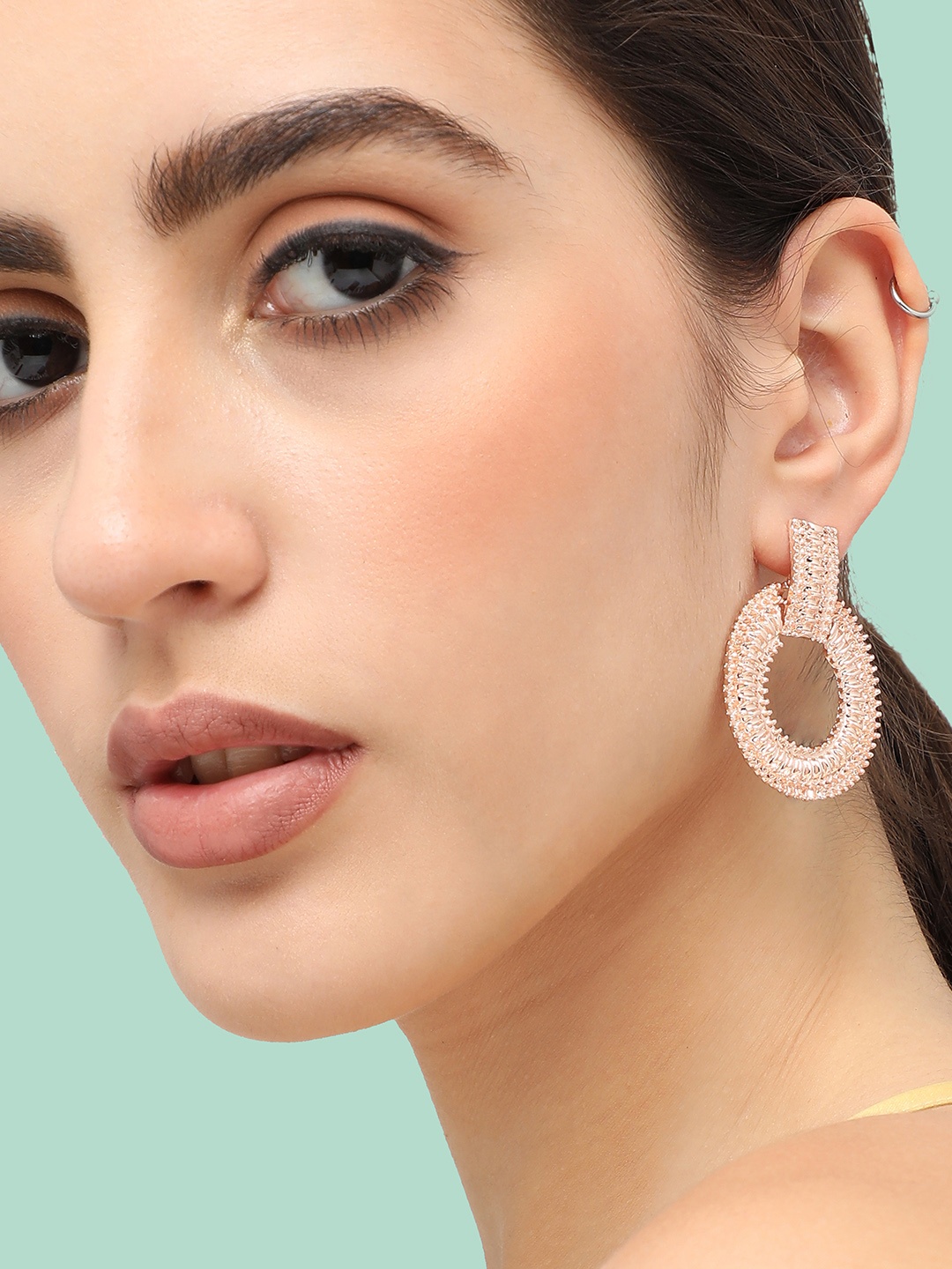 

SOHI Gold-Plated Contemporary Drop Earrings
