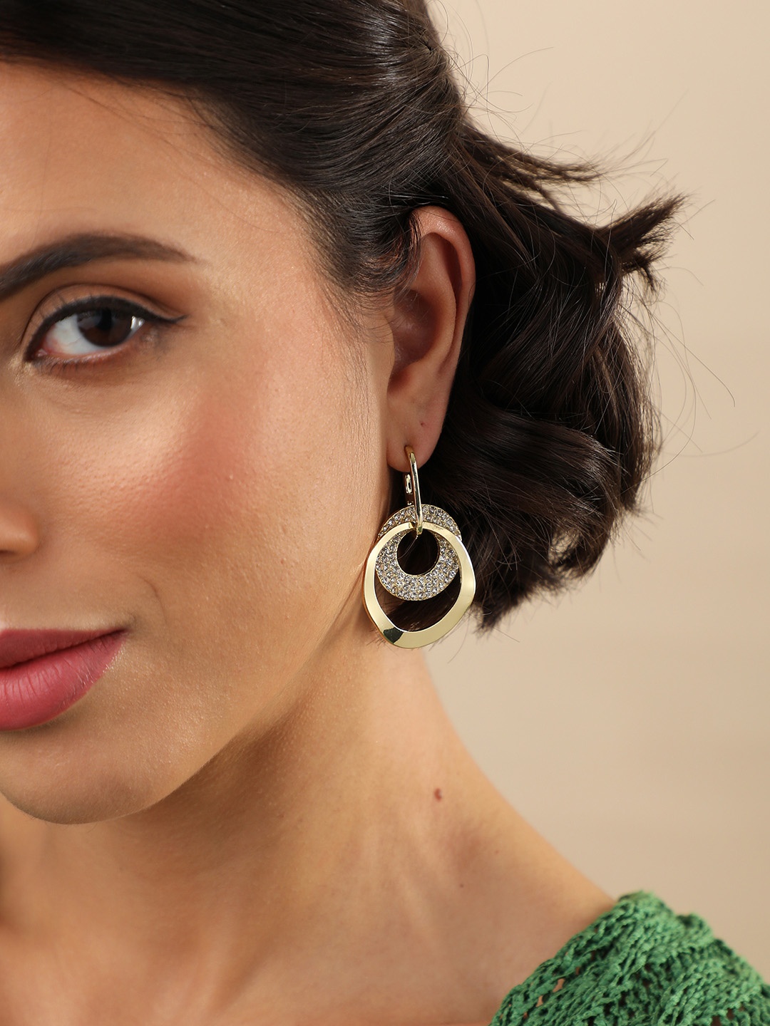 

SOHI Gold-Plated Circular Drop Earrings