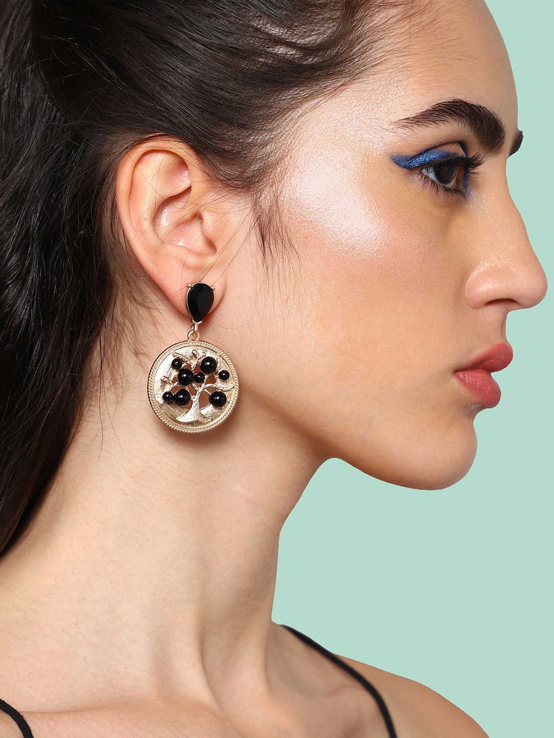 

SOHI Gold-Plated Contemporary Drop Earrings, Black