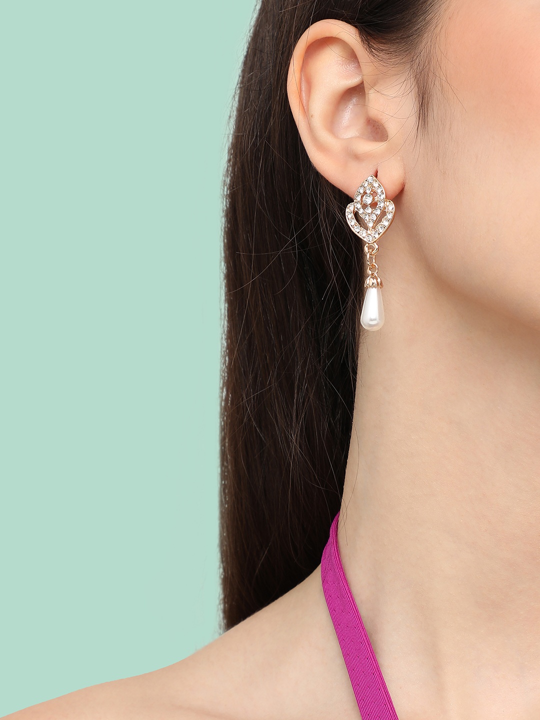 

SOHI Gold Plated Contemporary Drop Earrings, White
