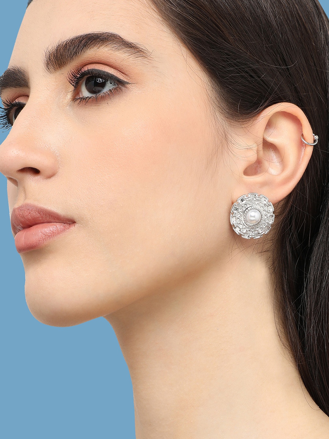 

SOHI Silver-Plated Contemporary Studs Earrings