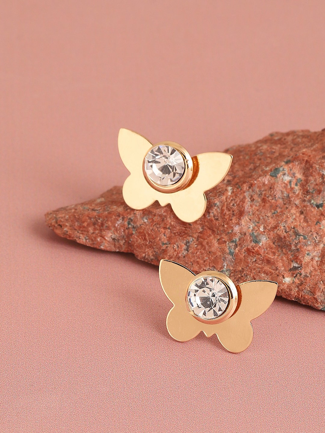 

SOHI Gold Plated Contemporary Studs Earrings, White