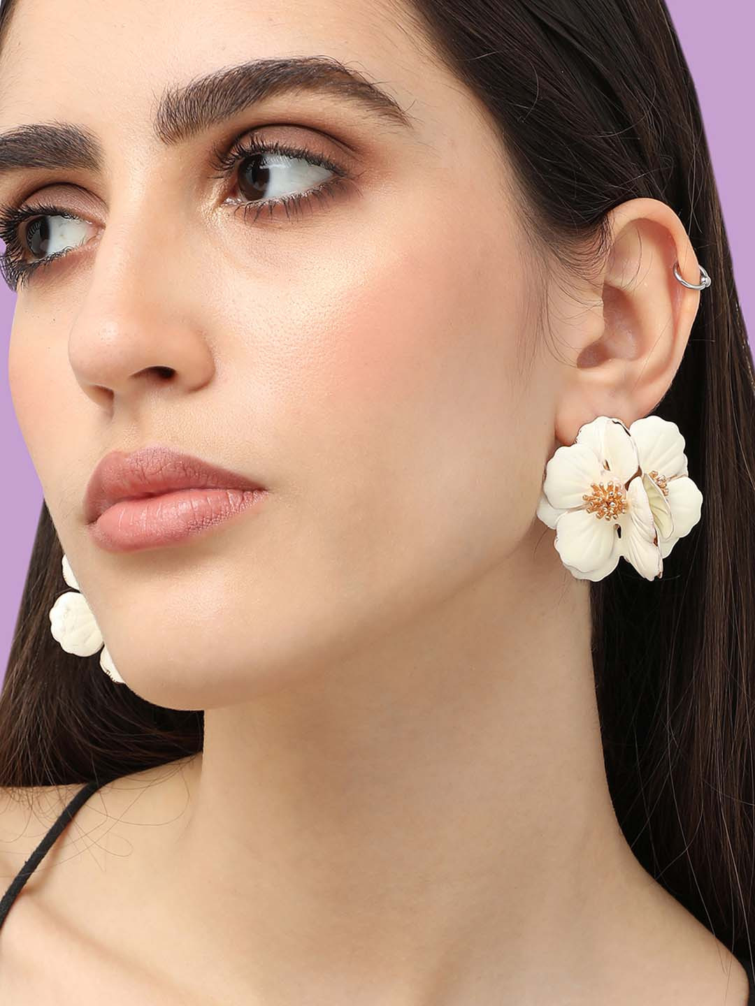 

SOHI Gold-Plated Contemporary Studs Earrings, White