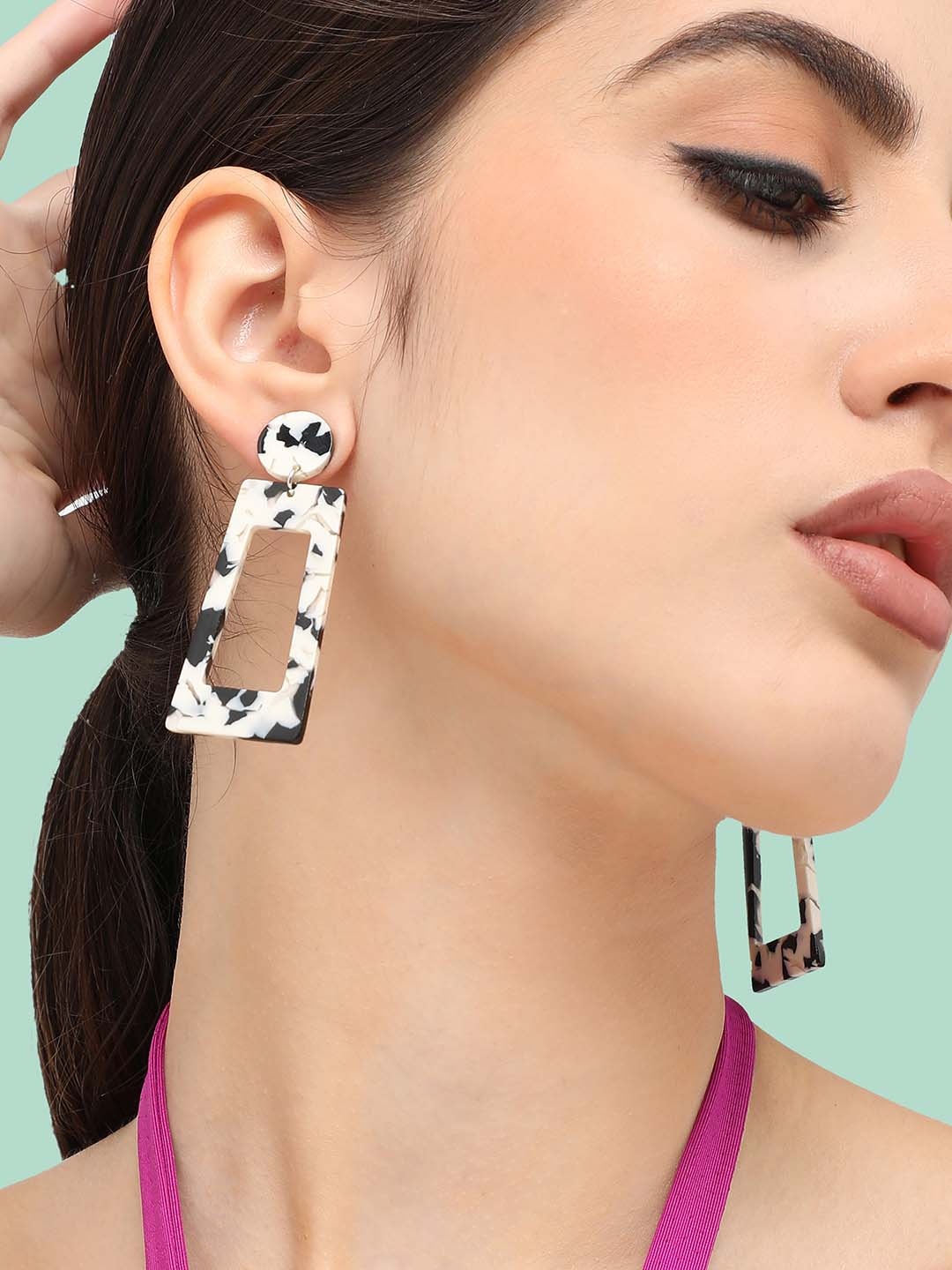

SOHI Gold Plated Contemporary Drop Earrings, Off white