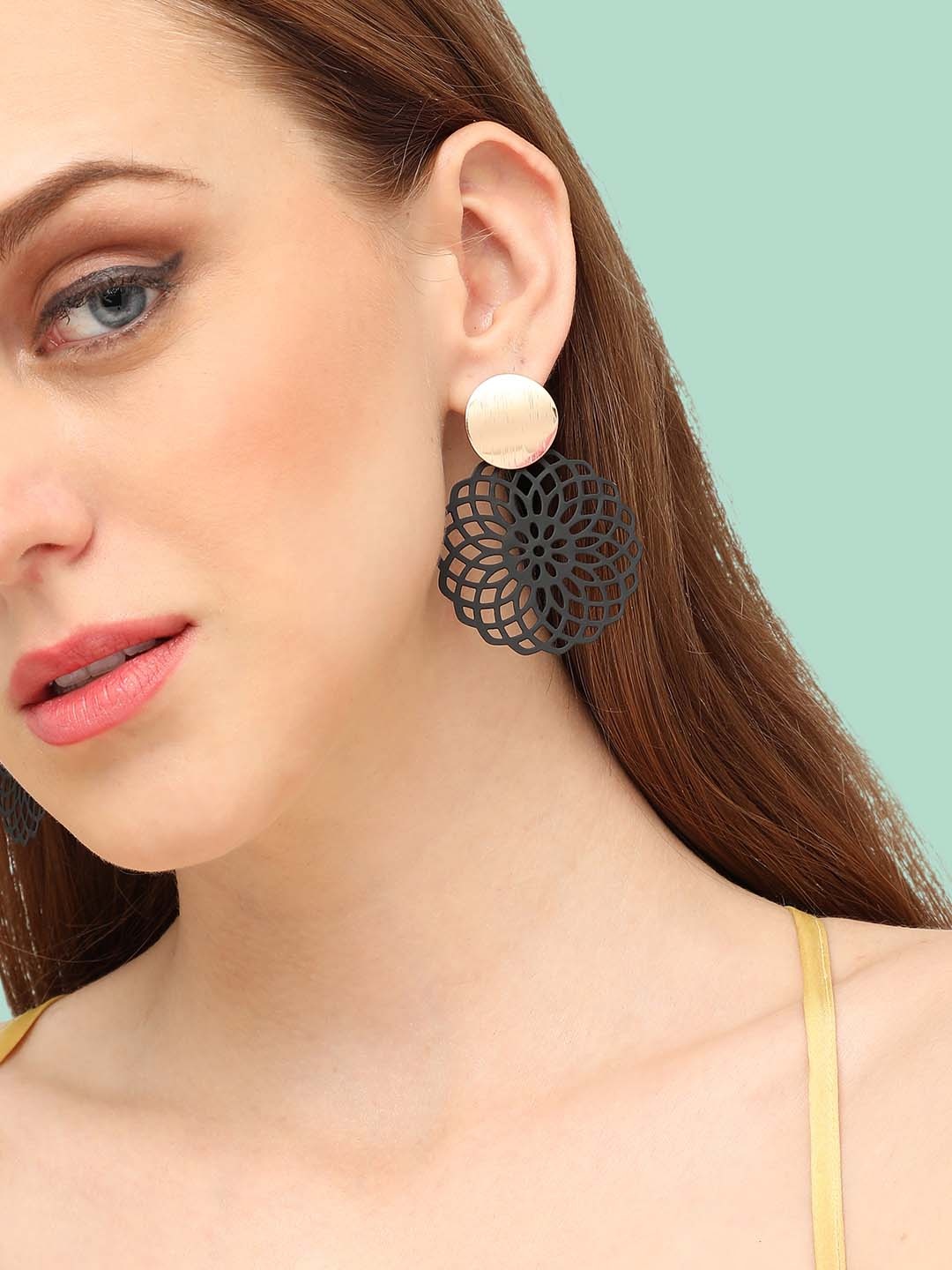 

SOHI Gold-Plated Circular Drop Earrings, Black