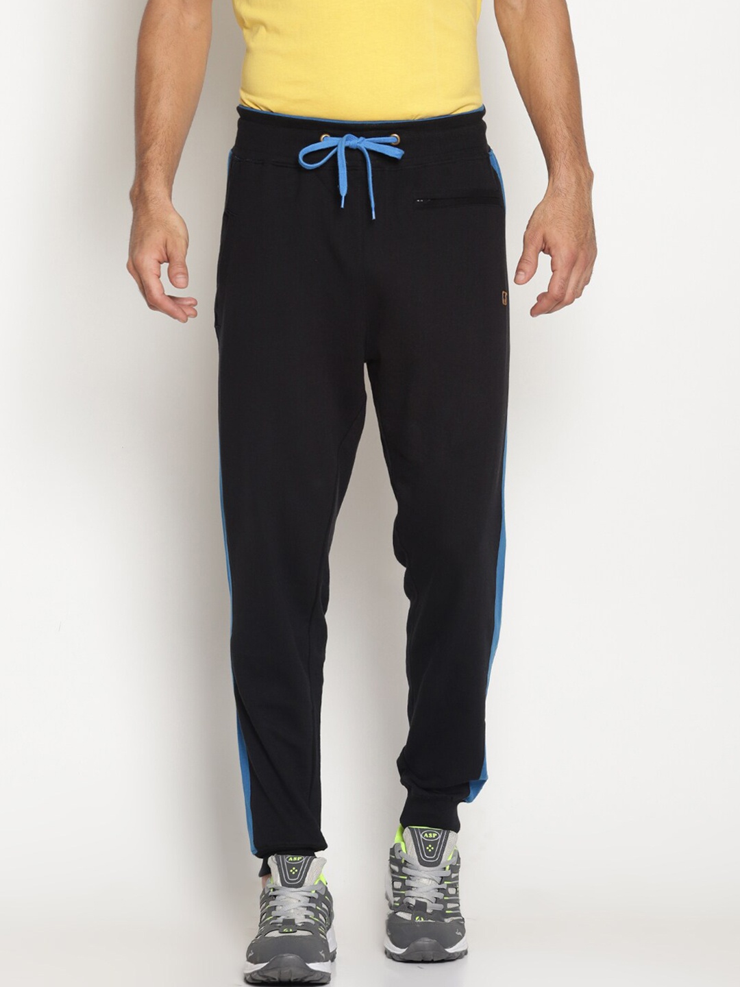

Balista Men Cotton Training Or Gym Regular Fit Joggers, Black
