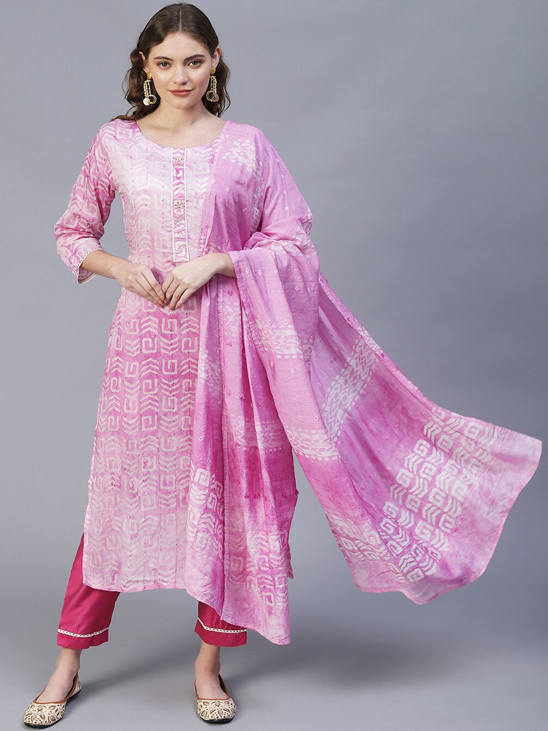 

FASHOR Ethnic Motifs Printed Chanderi Cotton Kurta with Trousers & With Dupatta, Pink