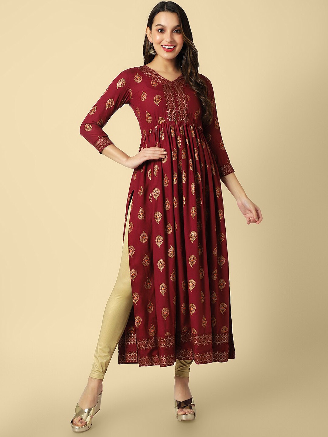 

DAEVISH Ethnic Motifs Printed Kurta, Maroon