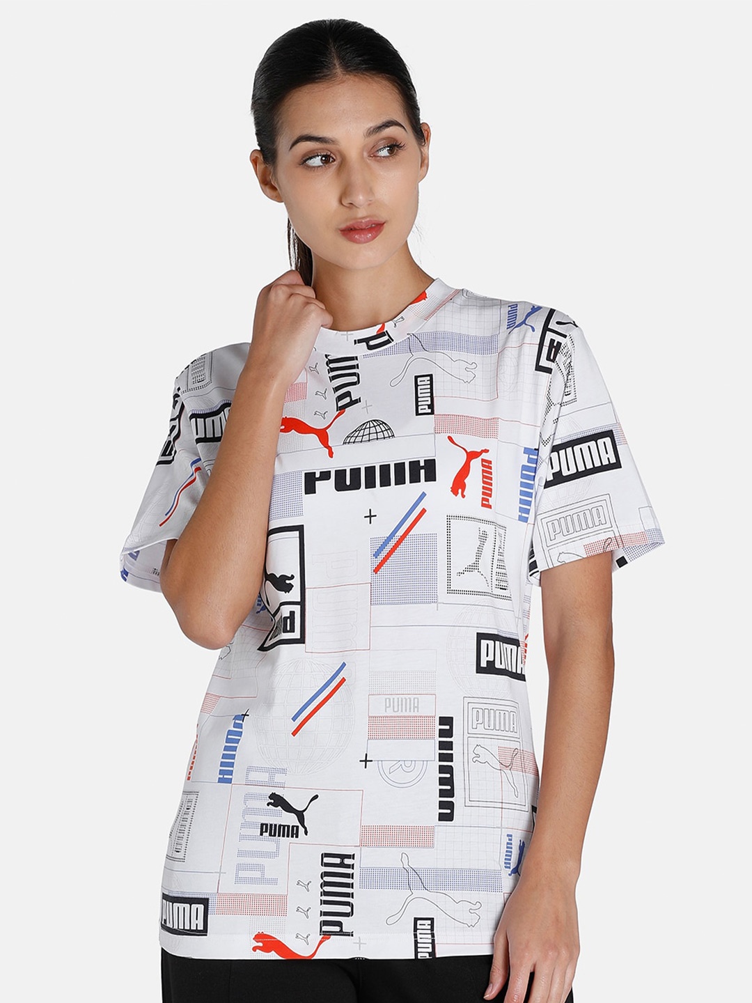 

Puma CLASSICS GEN. PUMA AOP Relaxed Fit T-shirt, White