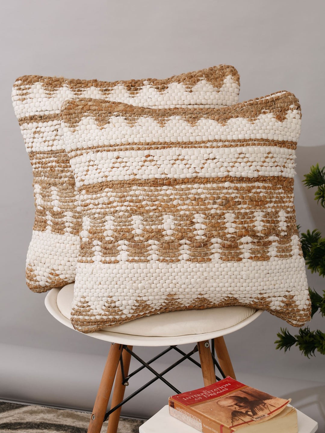 

eyda White & Brown Set of 2 Square Cotton Textured Cushion Covers