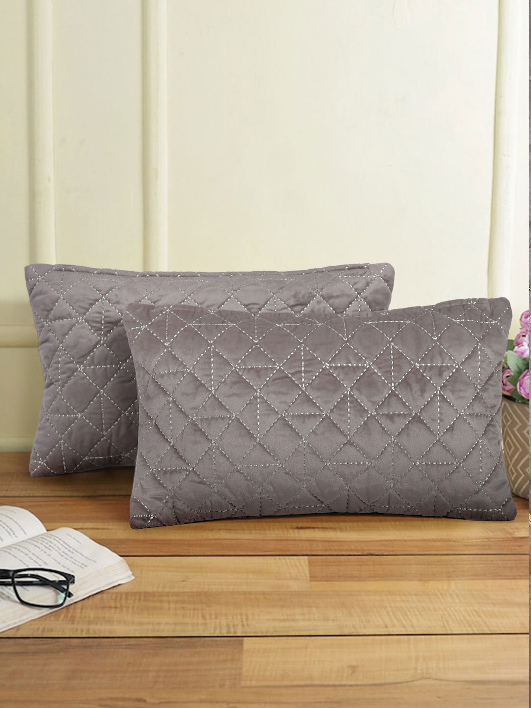 

eyda Grey 2-Pieces Self-Designed Velvet Rectangle Cushion Covers