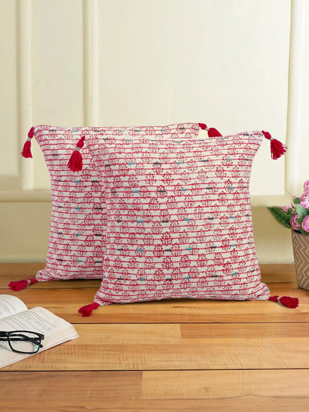 

eyda White & Pink 2 Pcs Floral Printed Cotton Square Cushion Covers