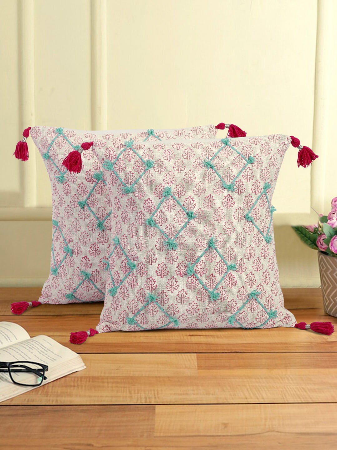 

eyda Pink & White 2 Pieces Floral Printed Cotton Square Cushion Covers