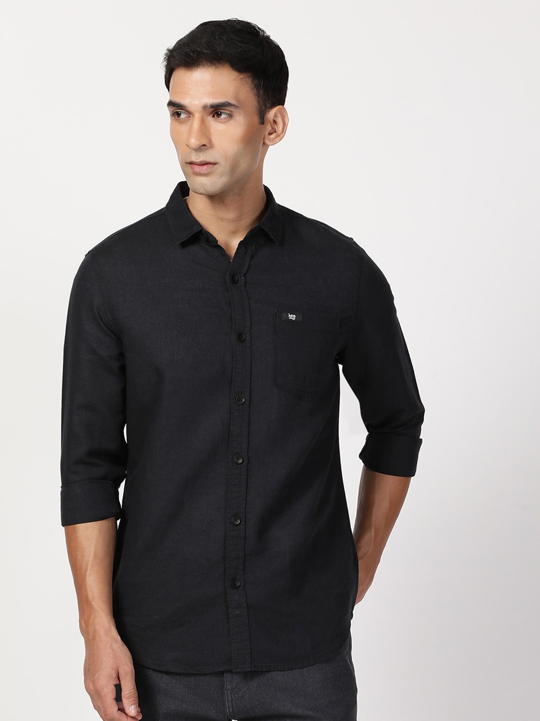 

Lee Spread Collar Cotton Slim Fit Casual Shirt, Black
