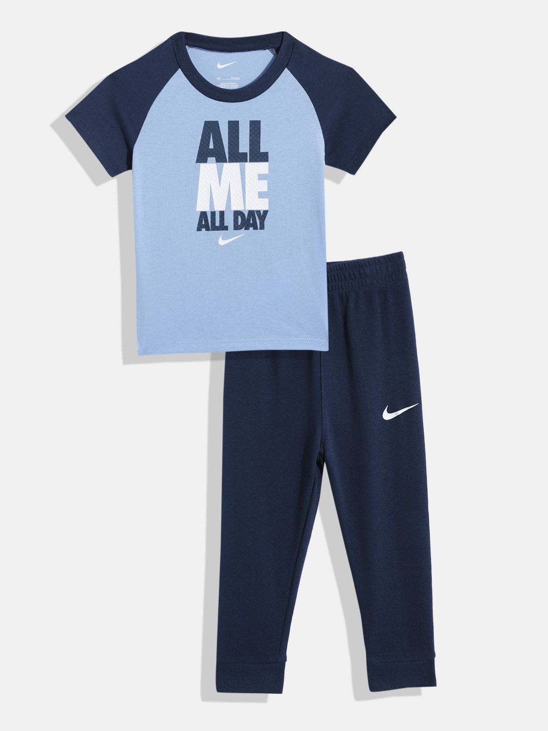 

Nike Boys Printed T-shirt With Trousers, Navy blue