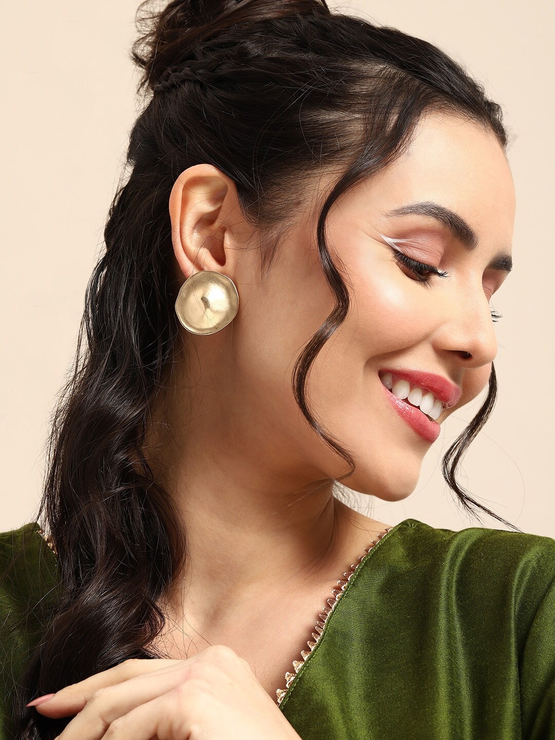 

Sangria Circular Studs, Gold