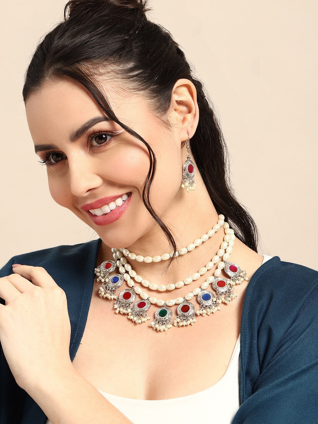 

Sangria Women Embellished Jewellery Set, White