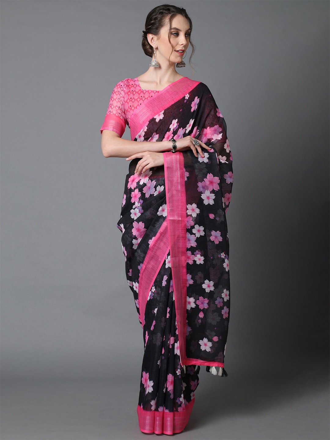 

Mitera Floral Printed Zari Saree, Black