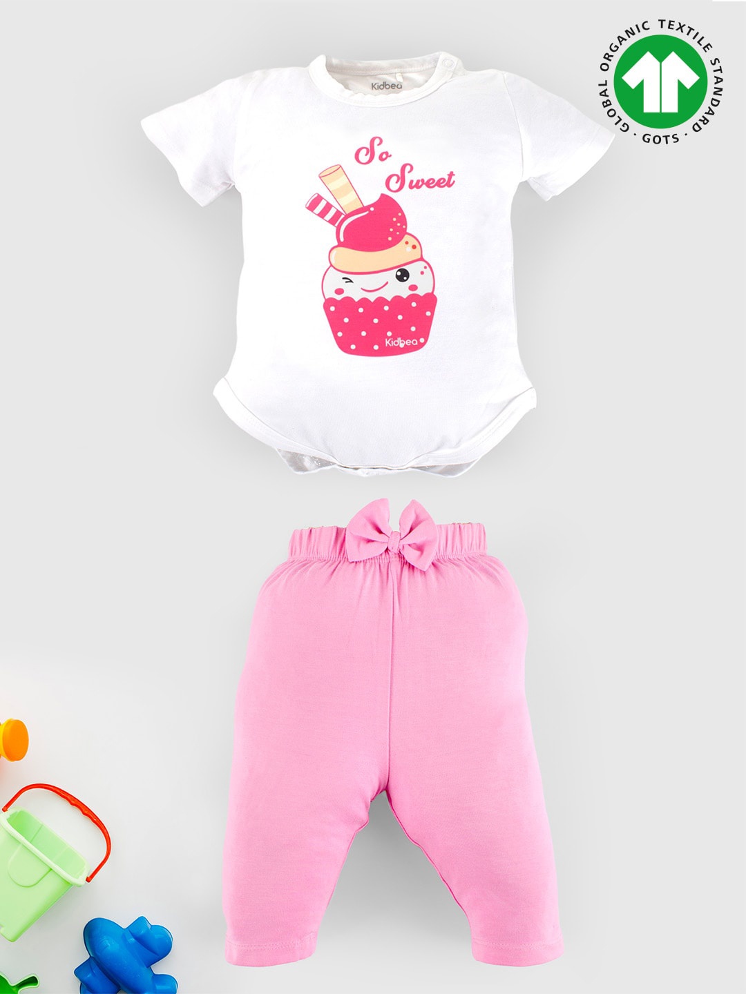 

Kidbea Girls White & Pink Printed T-shirt with Trousers