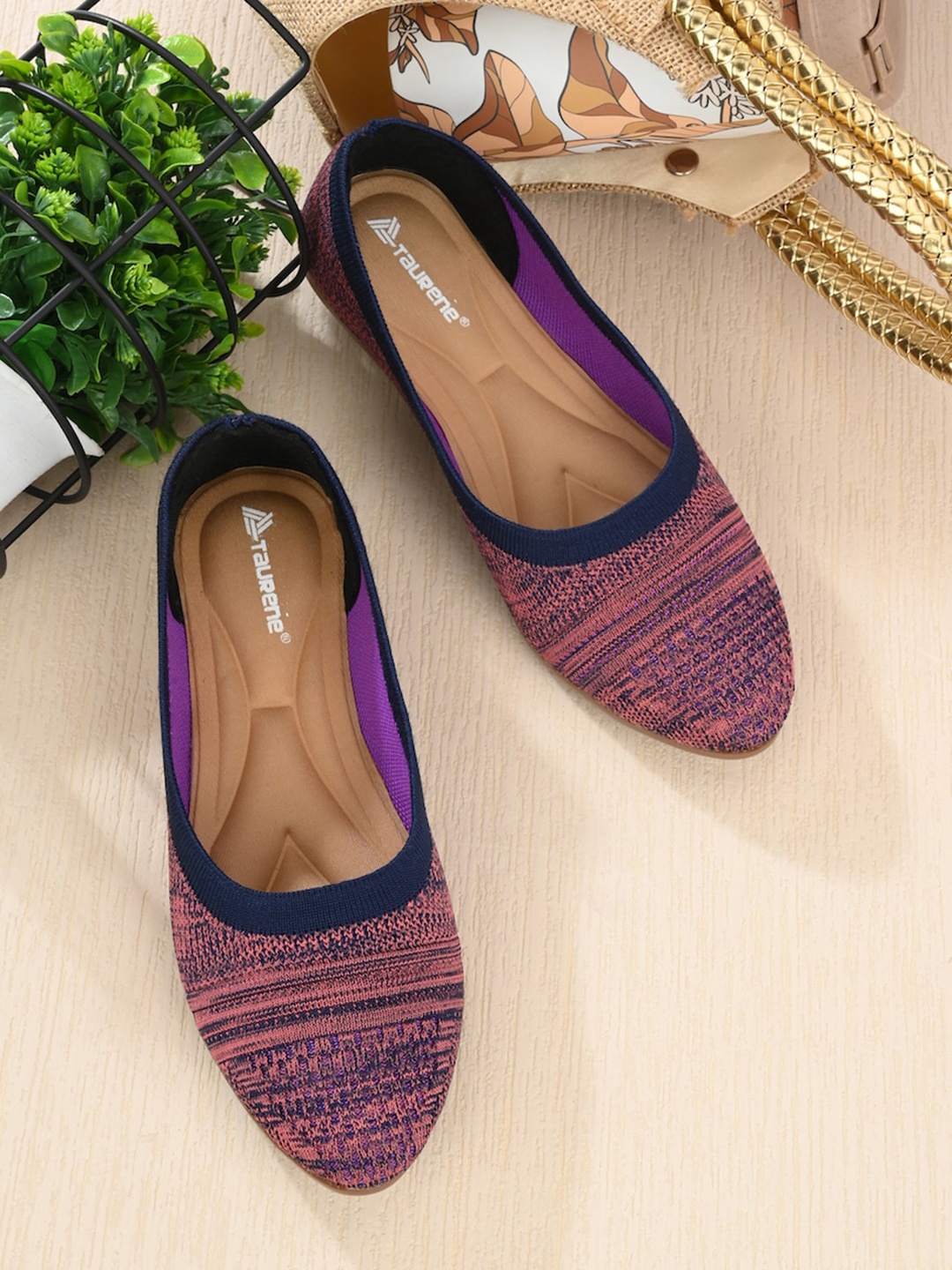 

TAURENE Women Round Toe Ballerinas, Purple