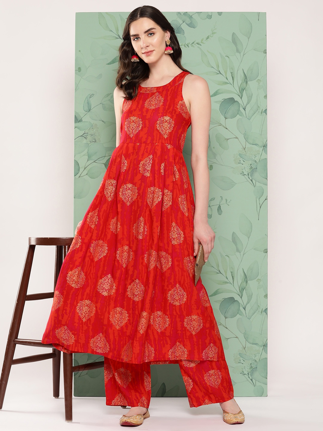 

InWeave Ethnic Motifs Printed Kurta with Palazzos, Red