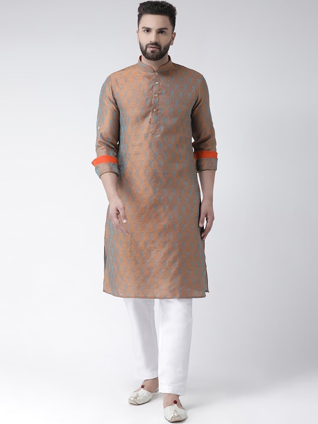 

Chitwan Mohan Men Ethnic Motifs Pure Cotton Kurta with Trousers, Brown