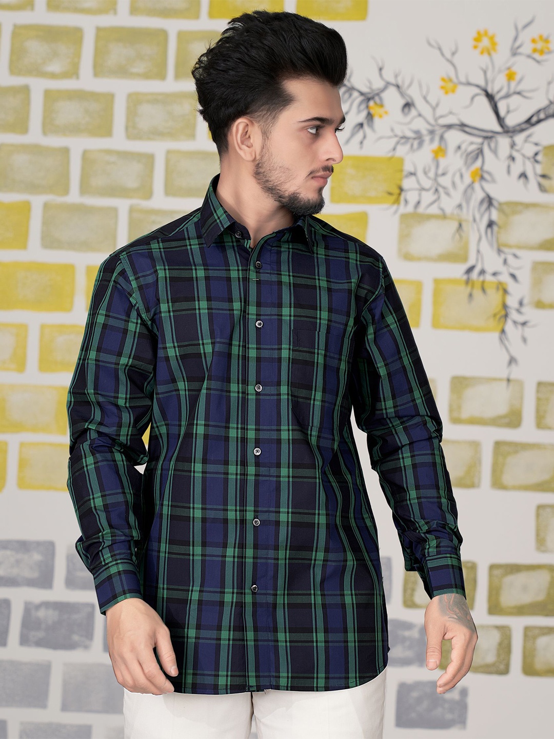 

FRENCH CROWN Checked Standard Fit Cotton Casual Shirt, Green